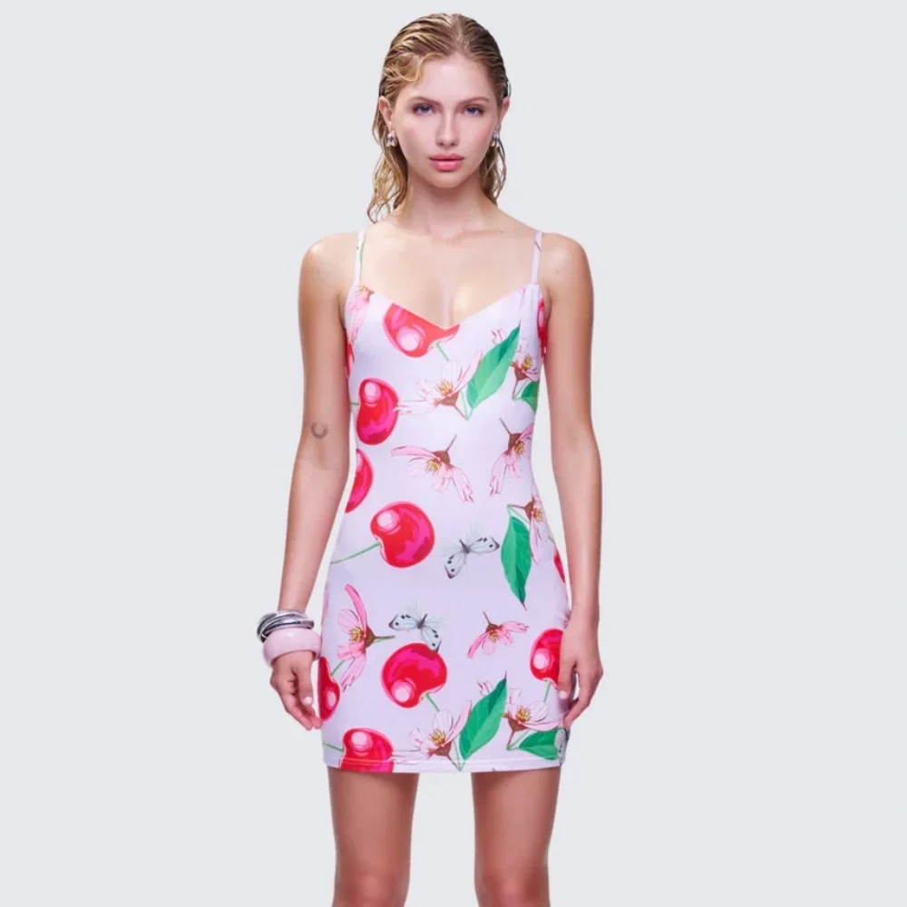 🍒Women’s Finesse Sheri Cherry Dress 🍒 - Picture 4 of 9